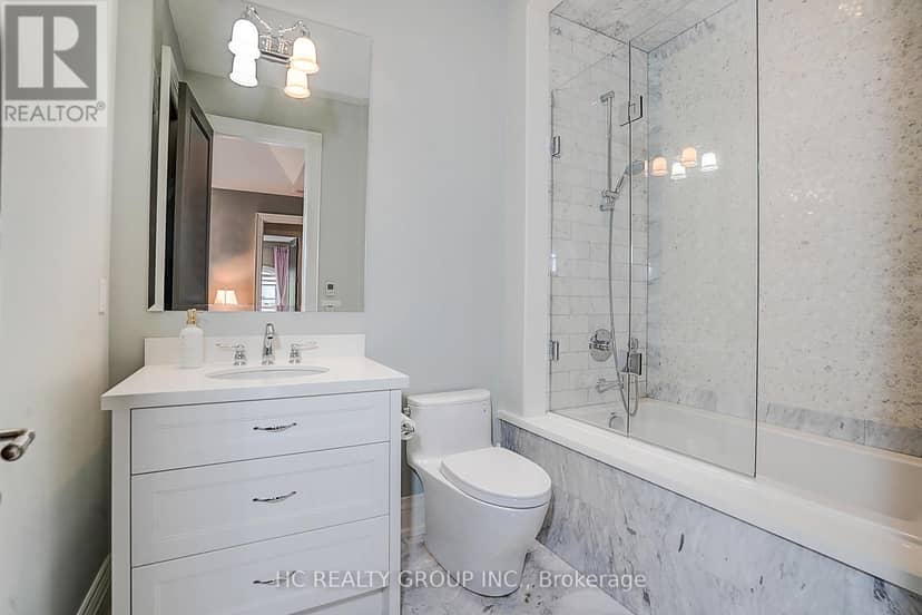 119 Strathallan Boulevard — photo 37 of 40