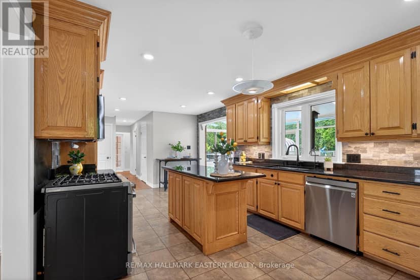 4038 Spring Road — photo 12 of 40