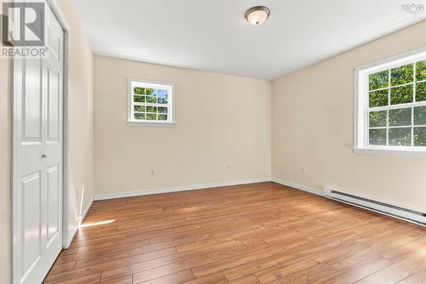 24 Chimney Road — photo 23 of 40