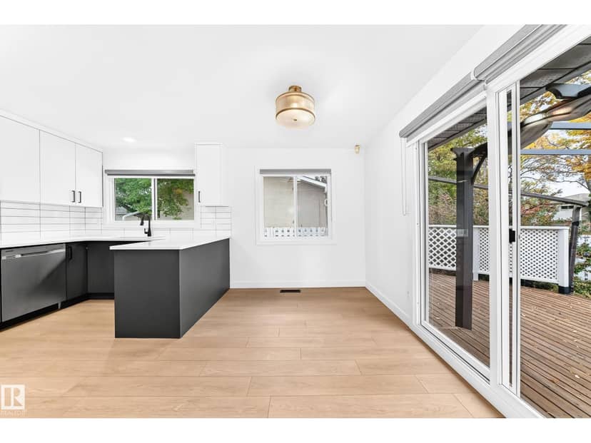 6104 149 AV NW NW — photo 12 of 40