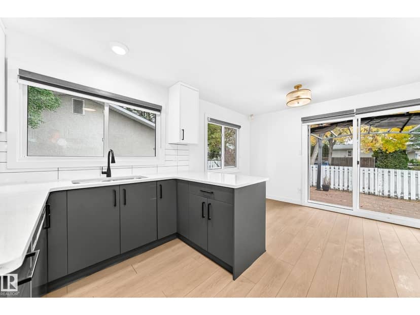 6104 149 AV NW NW — photo 9 of 40