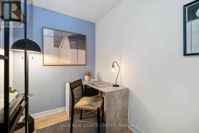 606 - 150 Logan Avenue — photo 7 of 26