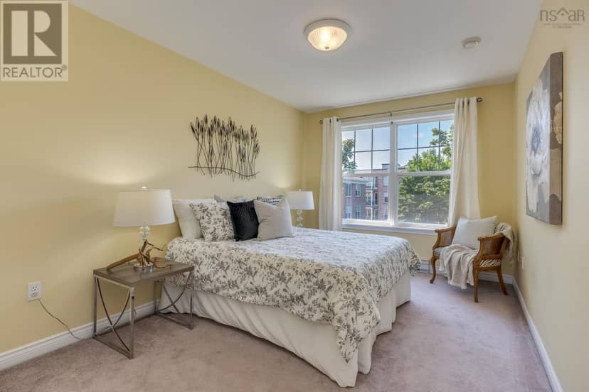 5 Arthur Lismer Court — photo 36 of 40
