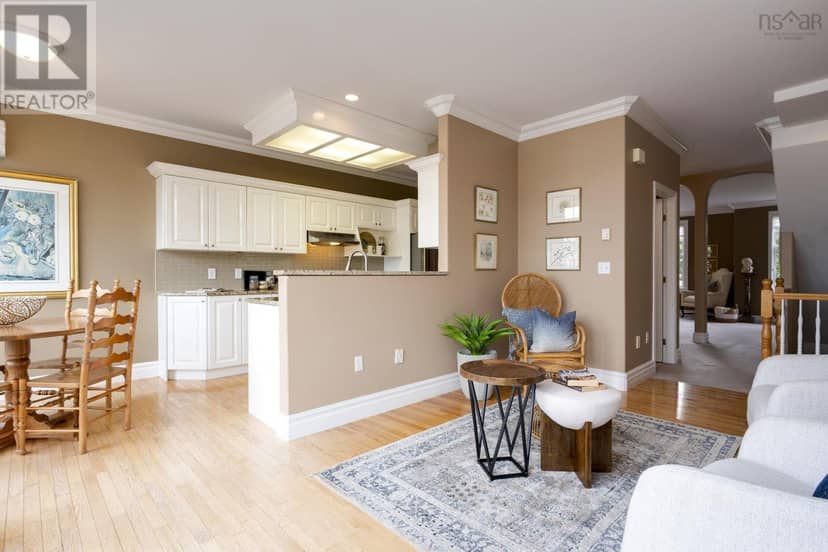 5 Arthur Lismer Court — photo 16 of 40