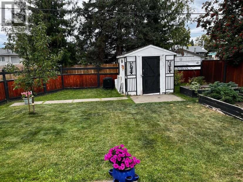 321 N OGILVIE STREET, Prince George, photo 4