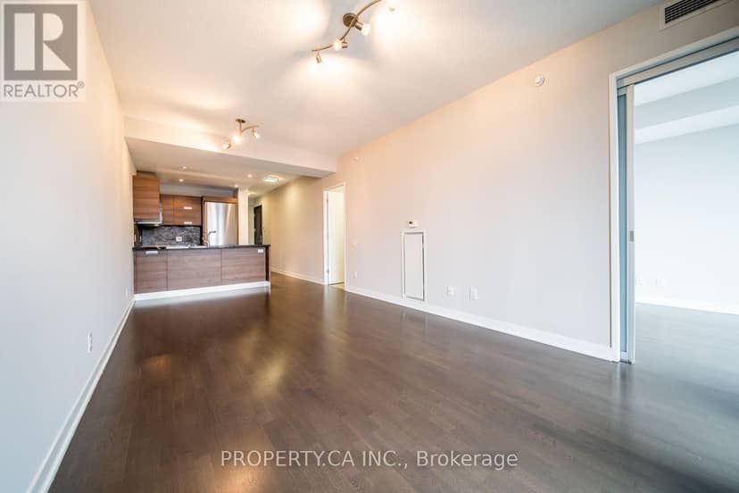 1215 - 88 Park Lawn Road — photo 8 of 40