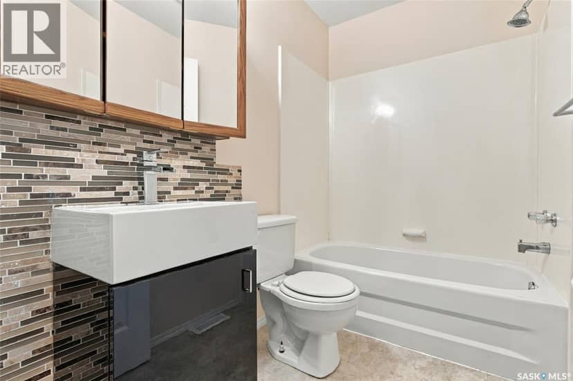 602 Haslam CRESCENT — photo 21 of 31
