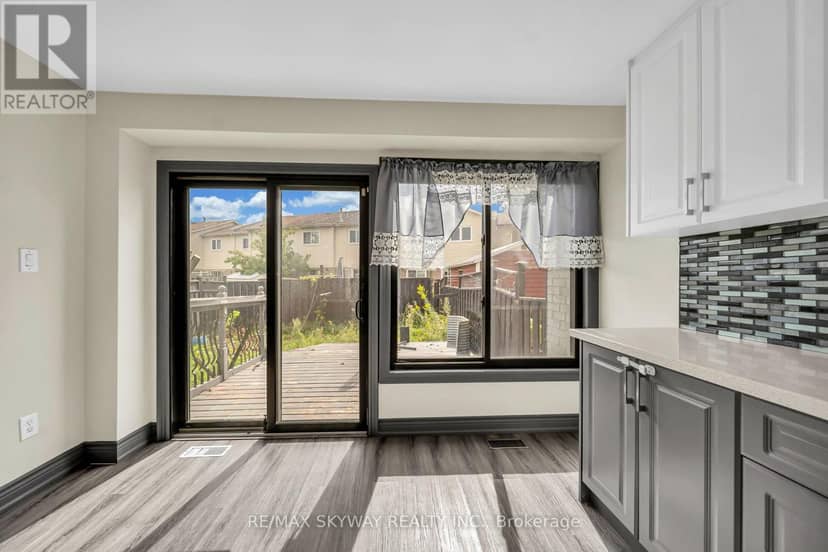 2055 Blue Ridge Crescent — photo 16 of 40