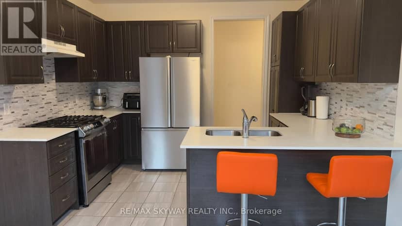 2170 Lozenby Street — photo 11 of 23
