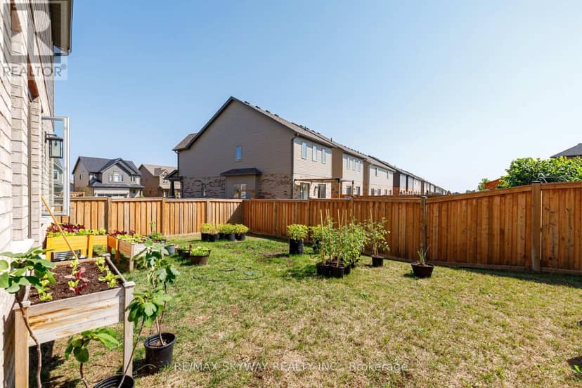 103 Plewes Drive W — photo 16 of 40