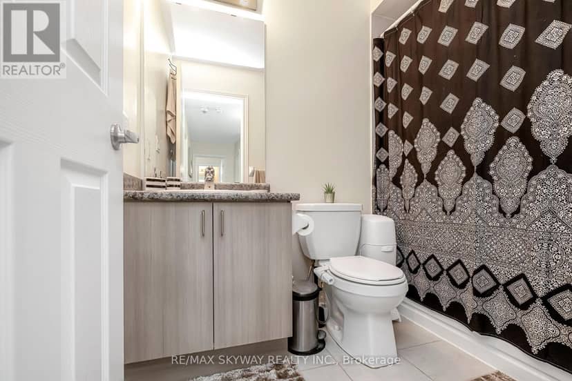 10 - 200 Veterans Drive — photo 25 of 40