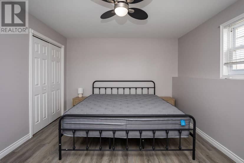 2-14 Marshall Street — photo 15 of 24