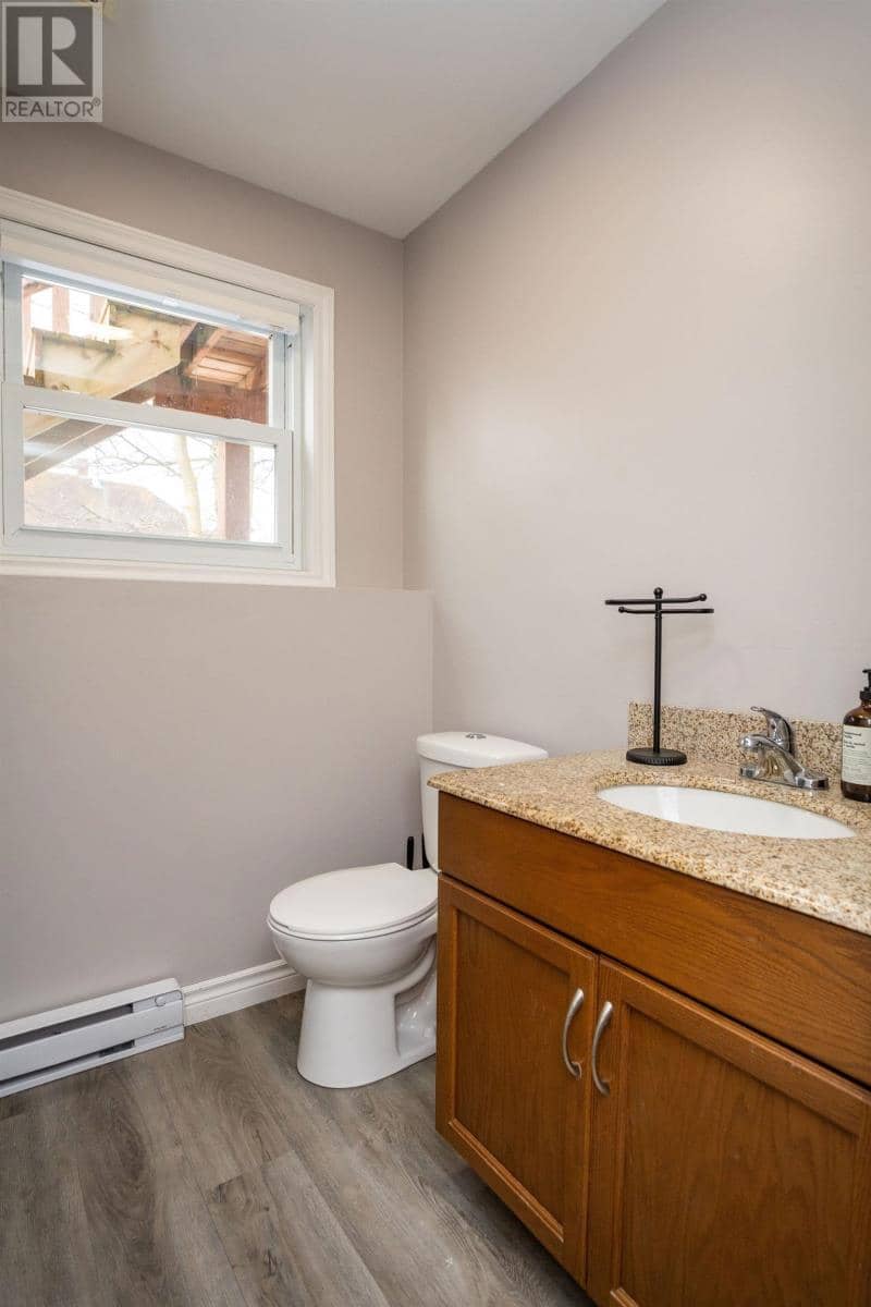 2-14 Marshall Street — photo 21 of 24