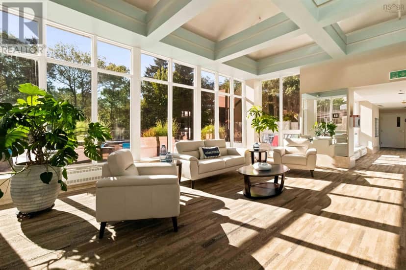810 30 Brookdale Crescent — photo 40 of 40