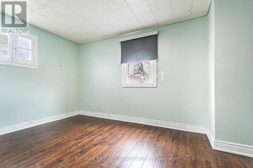 1230 Duke Street — photo 26 of 40