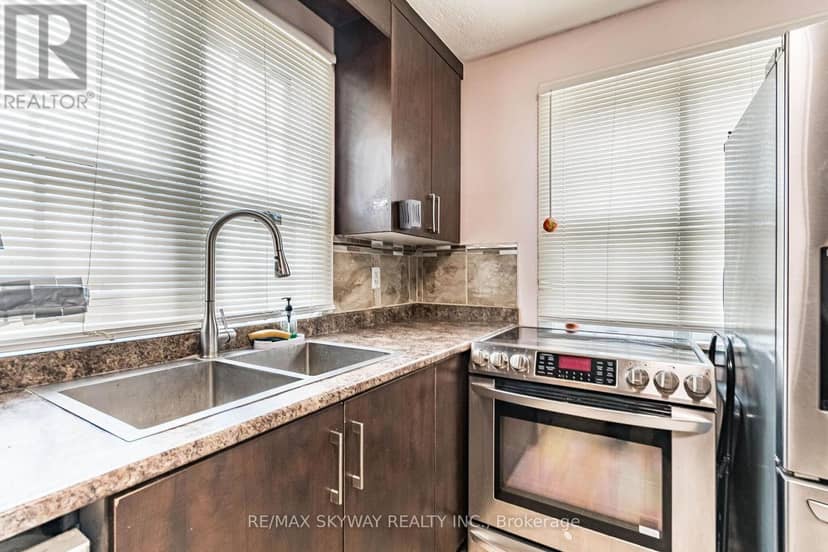 1230 Duke Street — photo 22 of 40