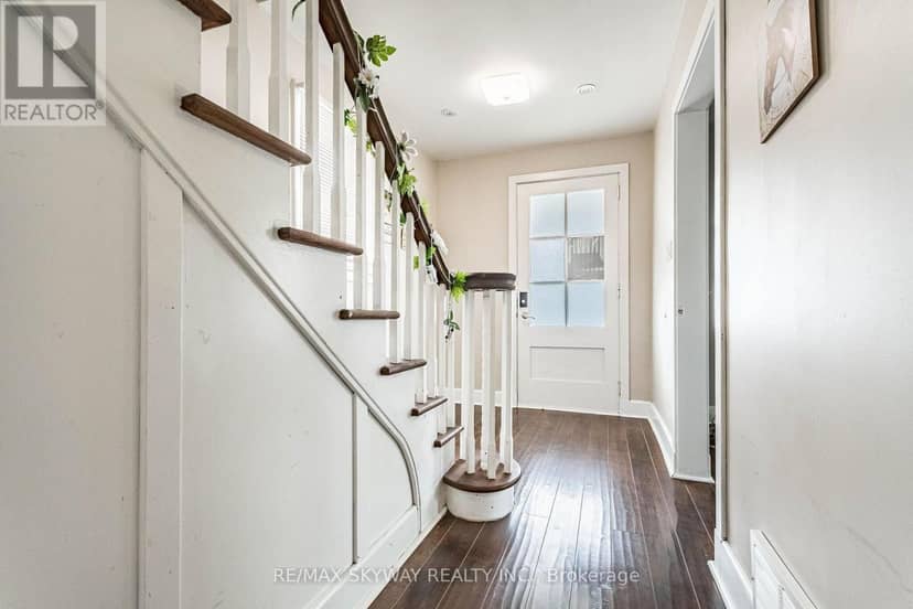 1230 Duke Street — photo 10 of 40