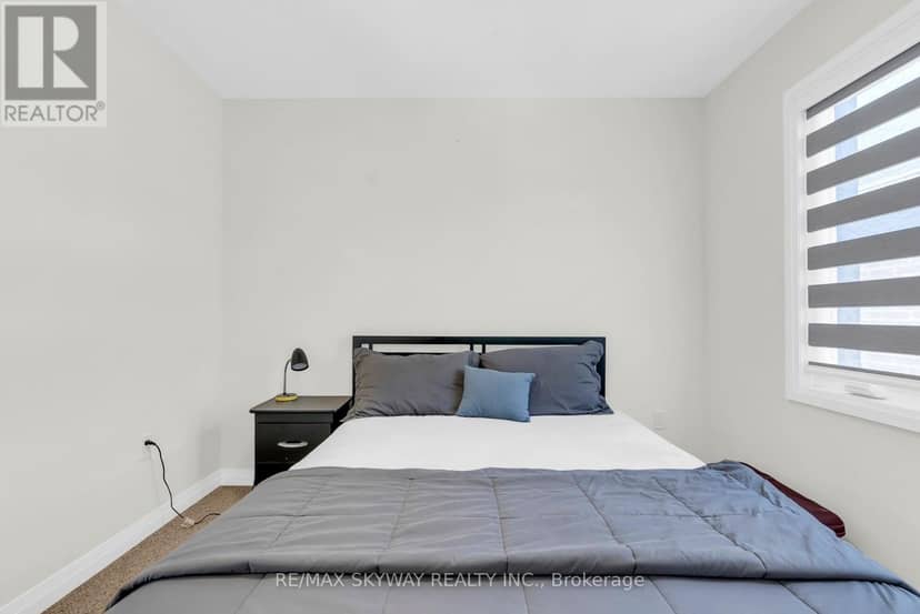 16 Tyler Avenue — photo 38 of 40