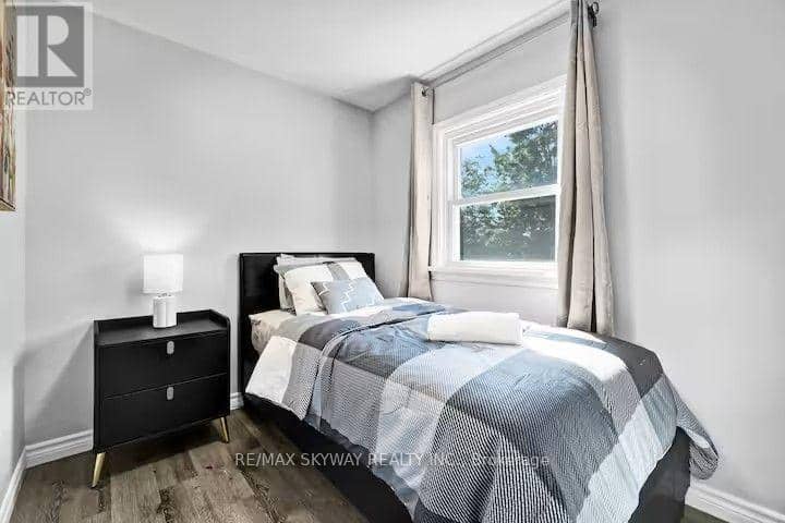 6292 Bellevue Street — photo 11 of 22