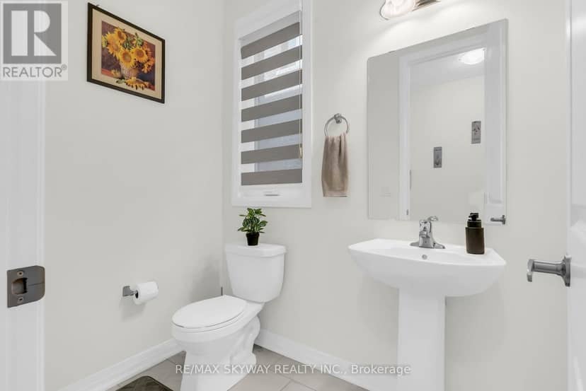 16 Tyler Avenue — photo 20 of 40