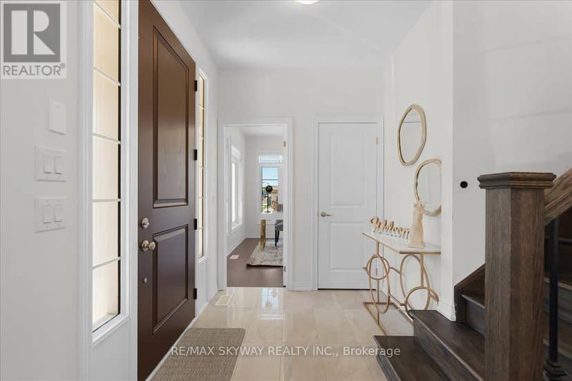 2 Georgina Street — photo 8 of 40