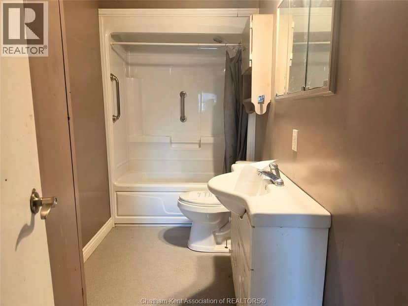 161 Walnut Street, Bothwell, photo 6