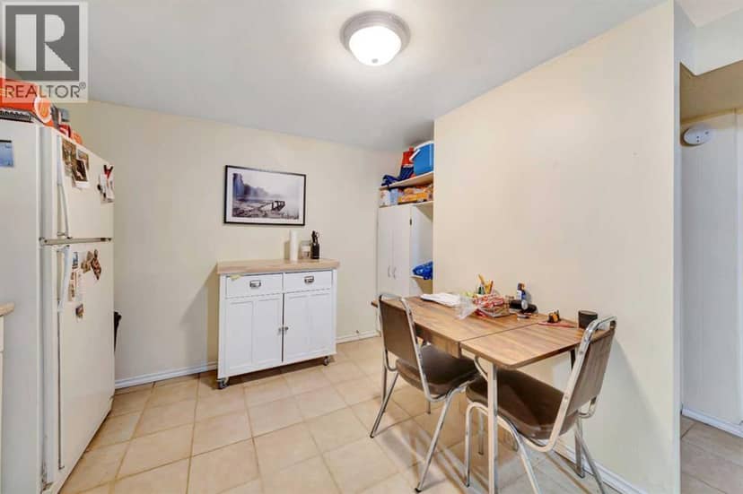 4813 48 Street — photo 16 of 24