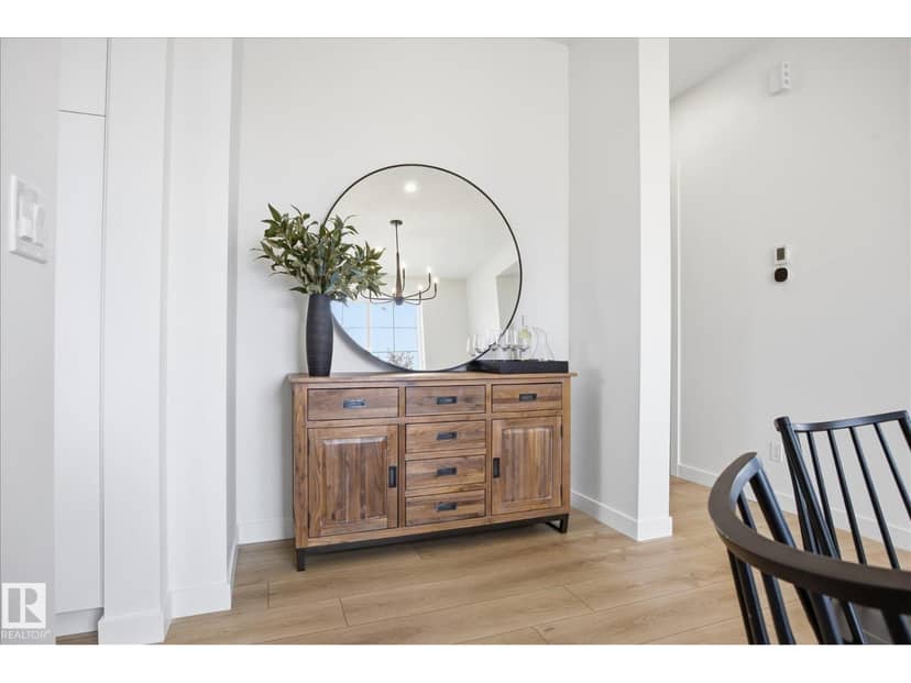 9703 68 AV NW — photo 12 of 40
