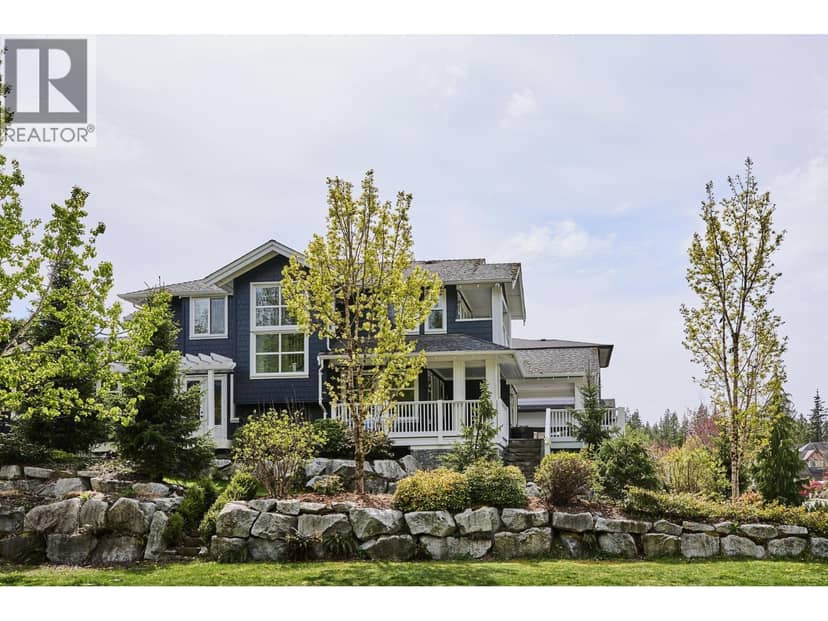 1001 JAY CRESCENT, Squamish