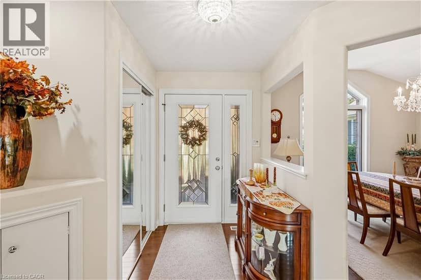 618 VICTORIA Street — photo 7 of 39