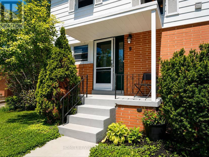 9 Lyndfield Crescent, Brampton, photo 2