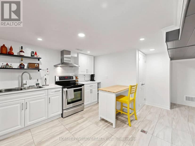 9 Lyndfield Crescent — photo 39 of 40