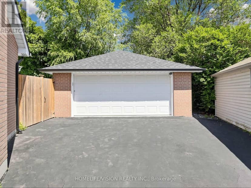 9 Lyndfield Crescent, Brampton, photo 4
