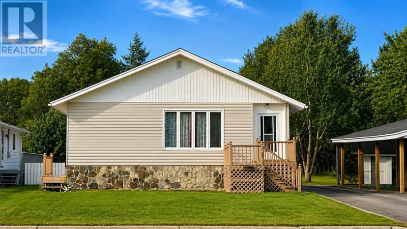 69 Byrd Avenue, Gander