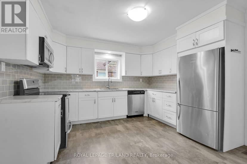 459 Hale Street — photo 13 of 40