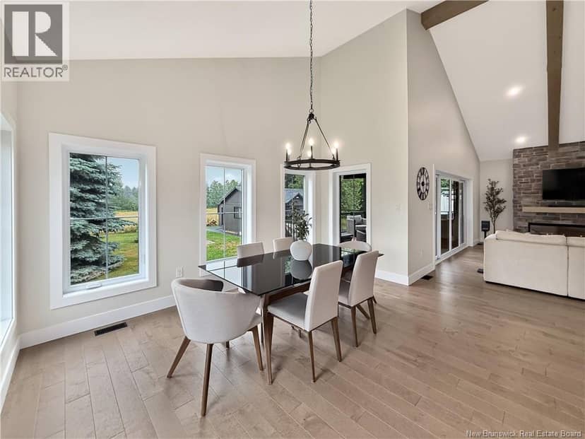 34 Highland Drive — photo 8 of 40