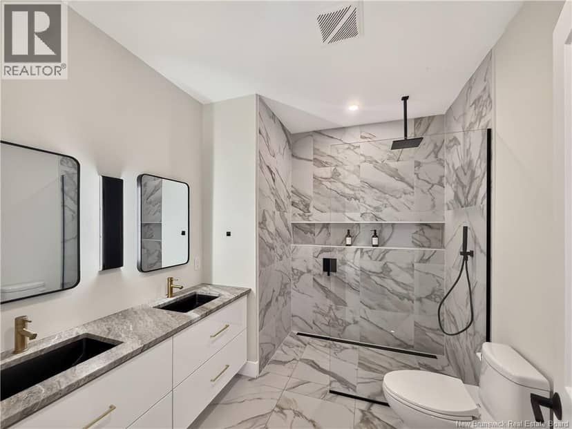 34 Highland Drive — photo 13 of 40