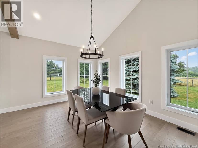 34 Highland Drive — photo 9 of 40