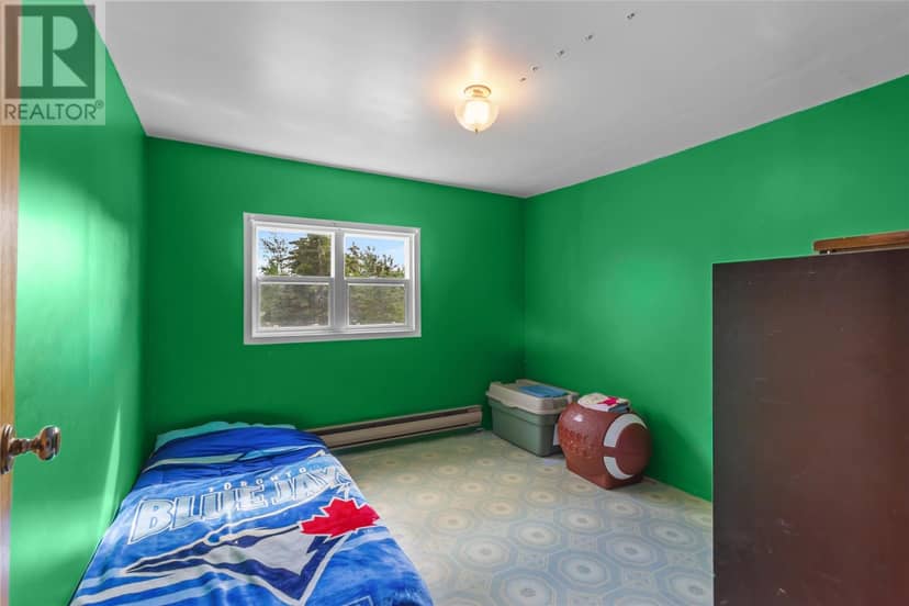 142 Harbour Drive — photo 17 of 23