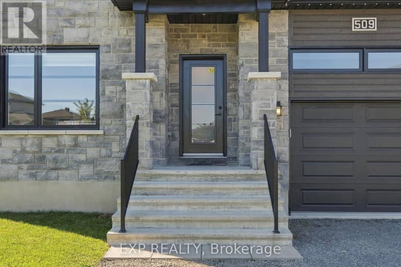 509 Lucent Street, Russell, photo 3