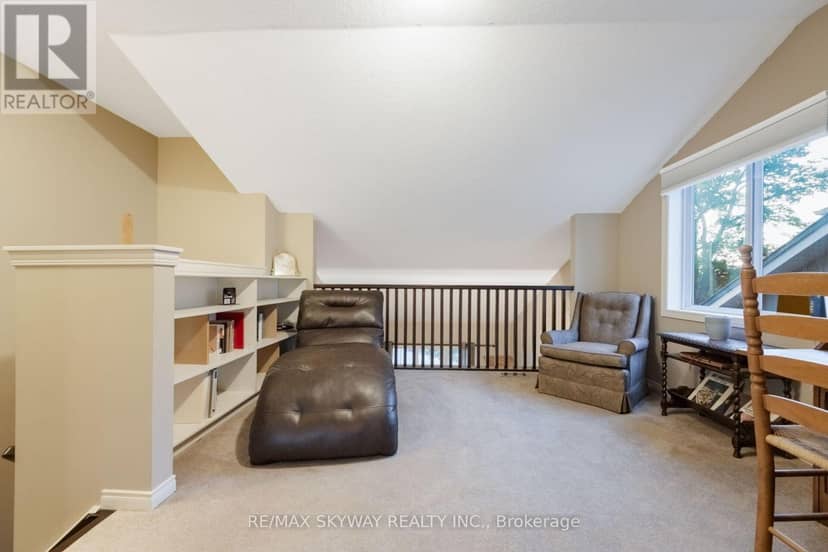 117 Oak Ridge Drive — photo 18 of 38
