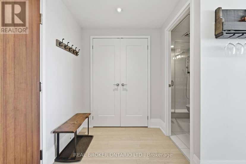 606 - 25 Malcolm Road — photo 19 of 27