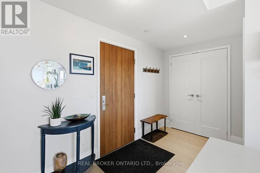 606 - 25 Malcolm Road — photo 20 of 27