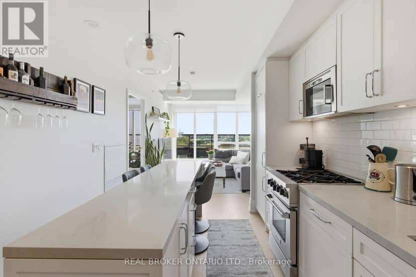 606 - 25 Malcolm Road, Toronto, photo 3