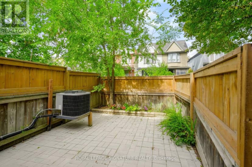 23 Myrtle Avenue, Toronto, photo 4
