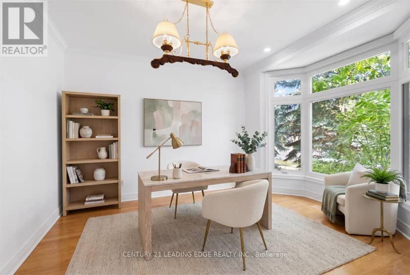 22 Fern Avenue, Richmond Hill, photo 6