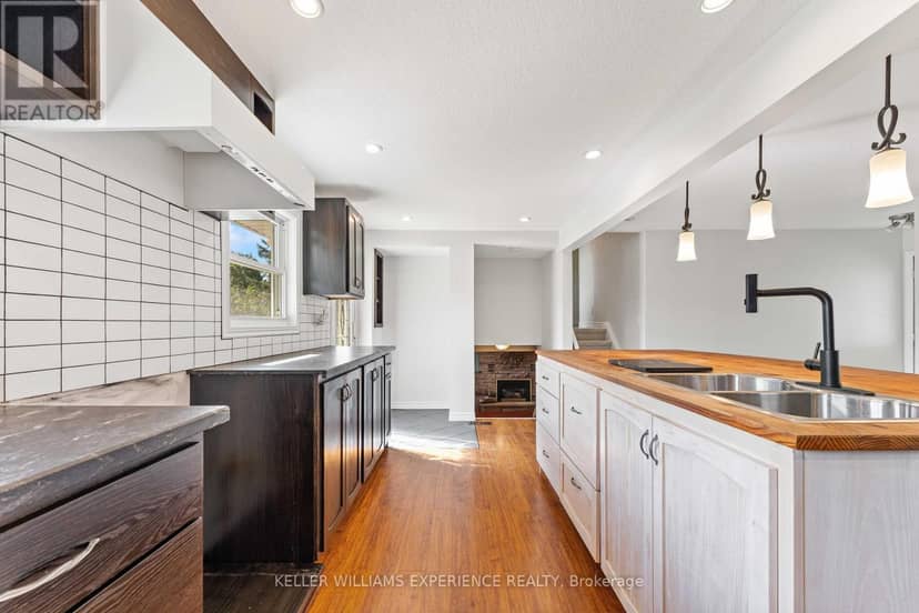 2341 Sunnidale Road — photo 10 of 38