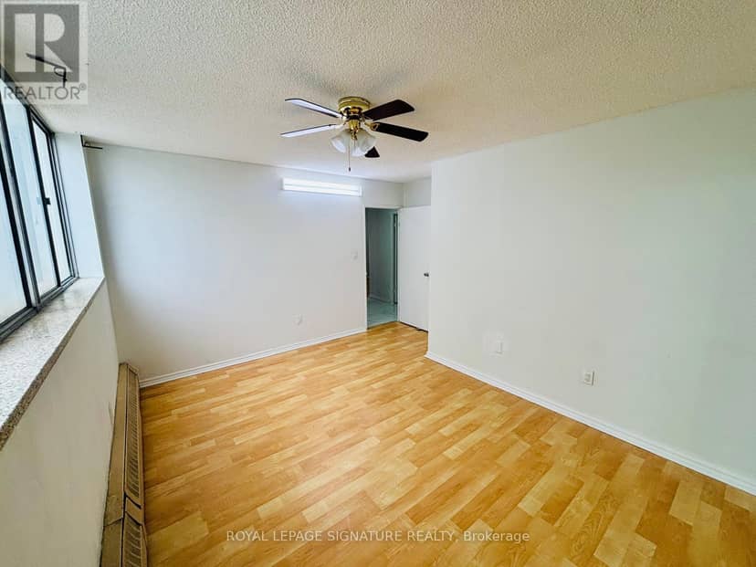 408 - 330 Dixon Road — photo 10 of 24