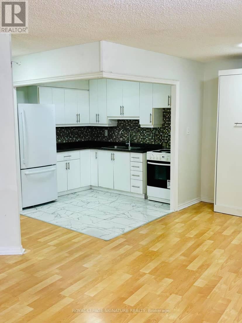 408 - 330 Dixon Road — photo 18 of 24