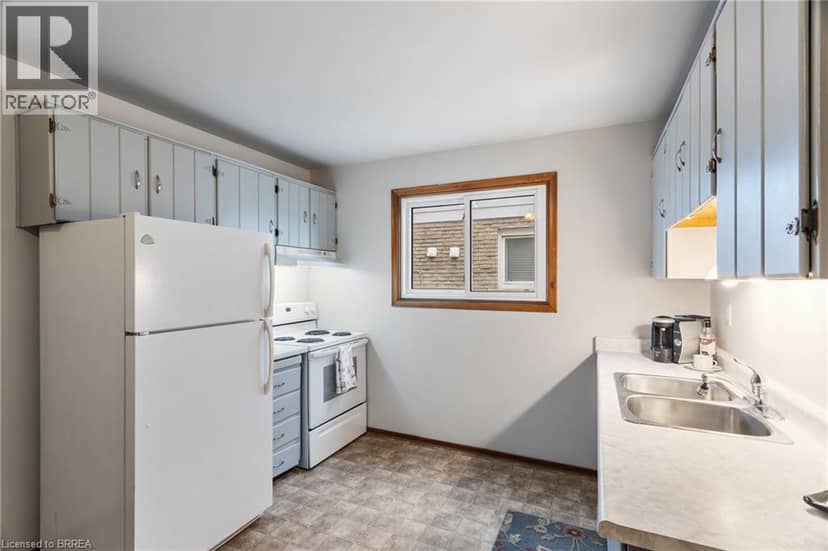18 OAKHILL Drive Unit# 12B — photo 13 of 40